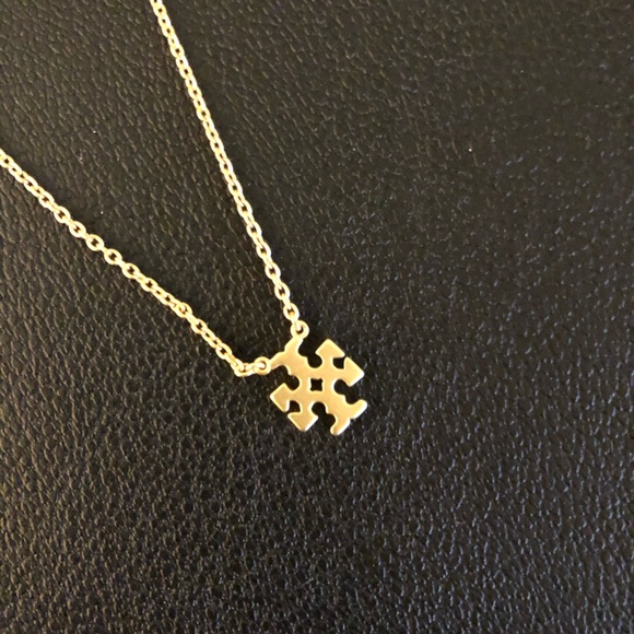 Tory Burch Logo Charm Necklace - Picture 7 of 8